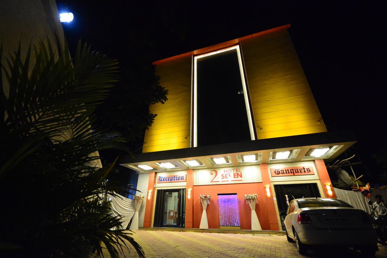 Hotel 24 Seven Nashik Esterno foto